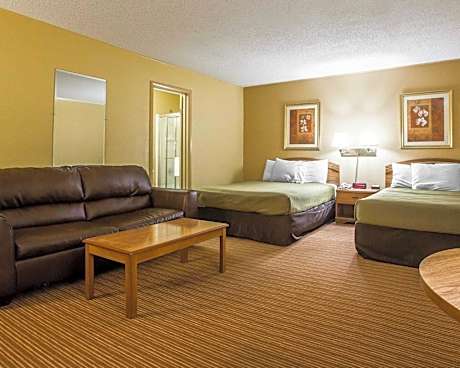 Double with 2 Double Beds - Smoking