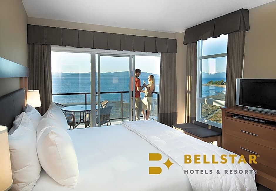 Photo 1 of 5 of 1 Bedroom Suite, Waterfront