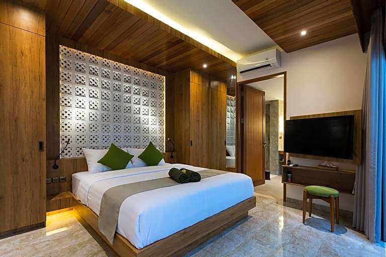 Danka Villa Sanur - Modern Tropical Balinese Villa
