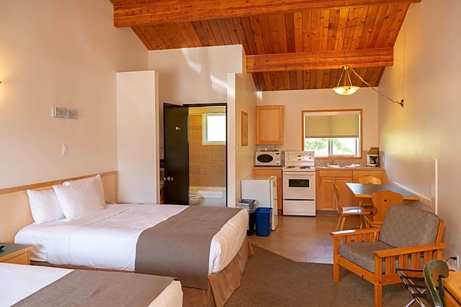 Rocky Mountain Ski Lodge