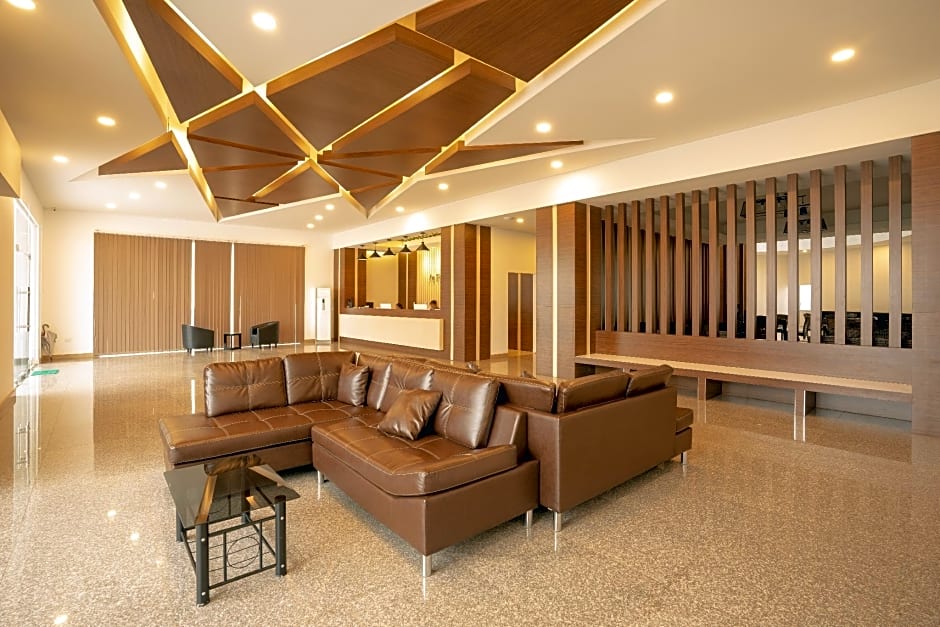 Intouch Riverside Hotel