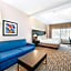 Holiday Inn Express - Delafield By IHG