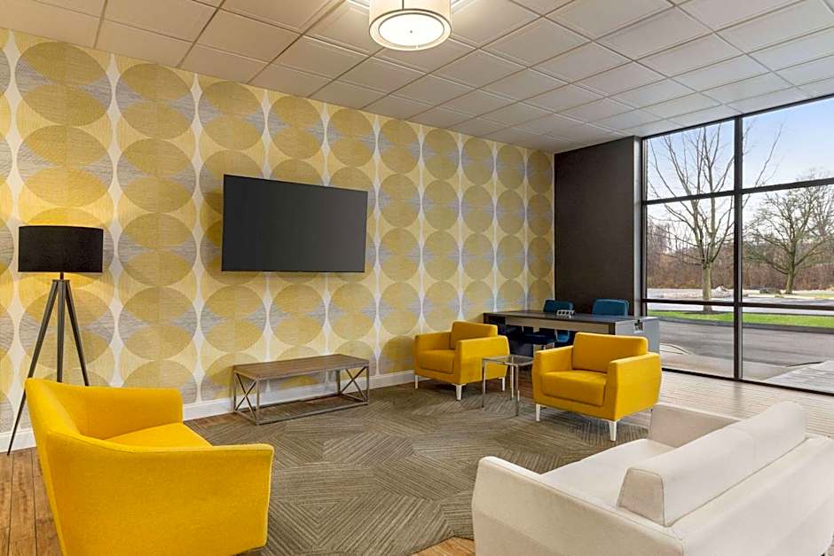 Days Inn & Suites by Wyndham Lancaster Amish Country