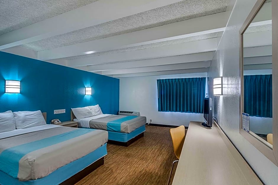 Motel 6-Kokomo, IN
