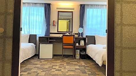 Accessible Twin Room - Non-Smoking