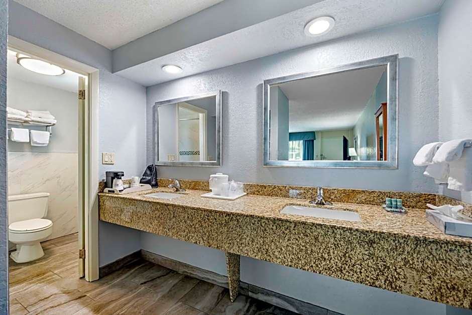 Best Western Thunderbird Motel