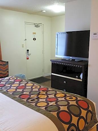 King Room - Non-Smoking