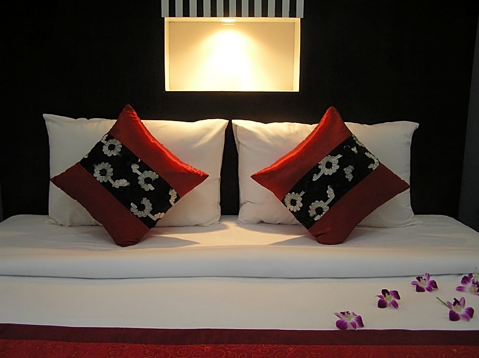 The Impress Khonkaen Hotel