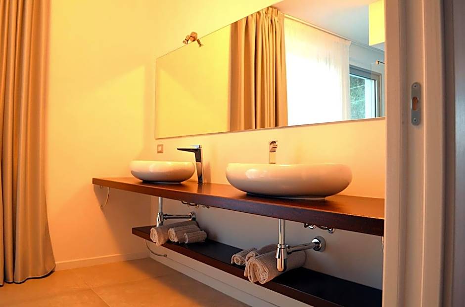 Max Luxury Suite - Servizio Spiaggia Inclusa
