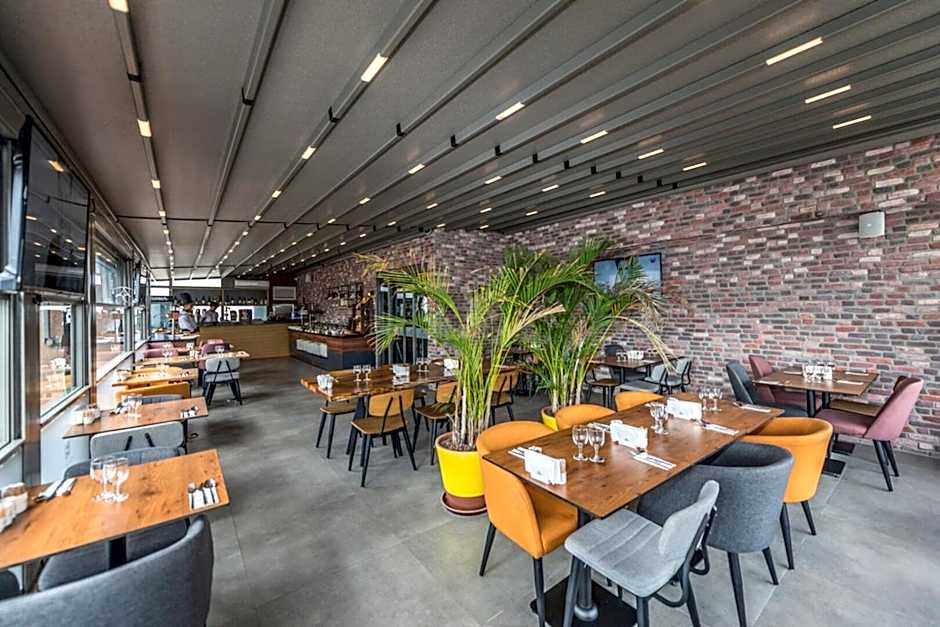 Laren Sea Side Hotel Spa