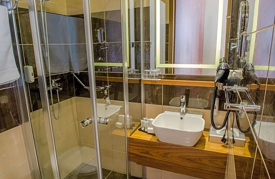 Grand Hotel Downtown