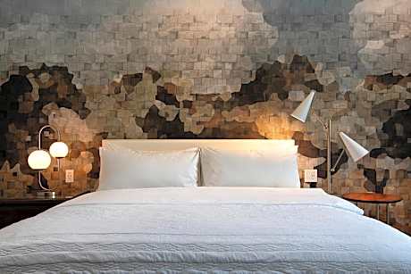 1 Bedroom Suite with 1 King, Sofa bed