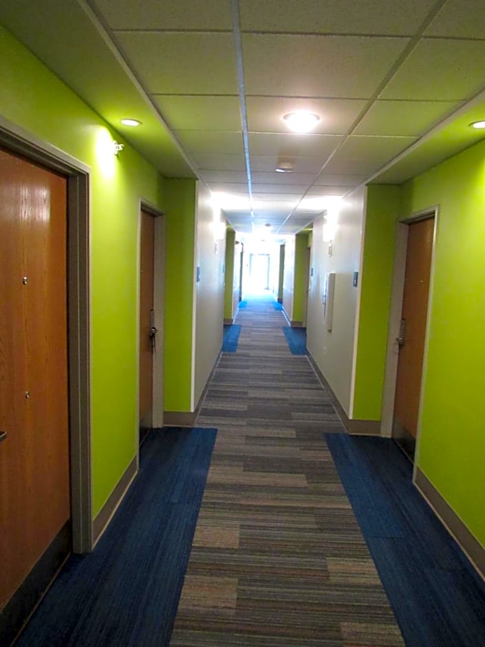 Holiday Inn Express Hotel & Suites Lincoln South By IHG