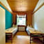 Alpine Base Hostel - Adults only