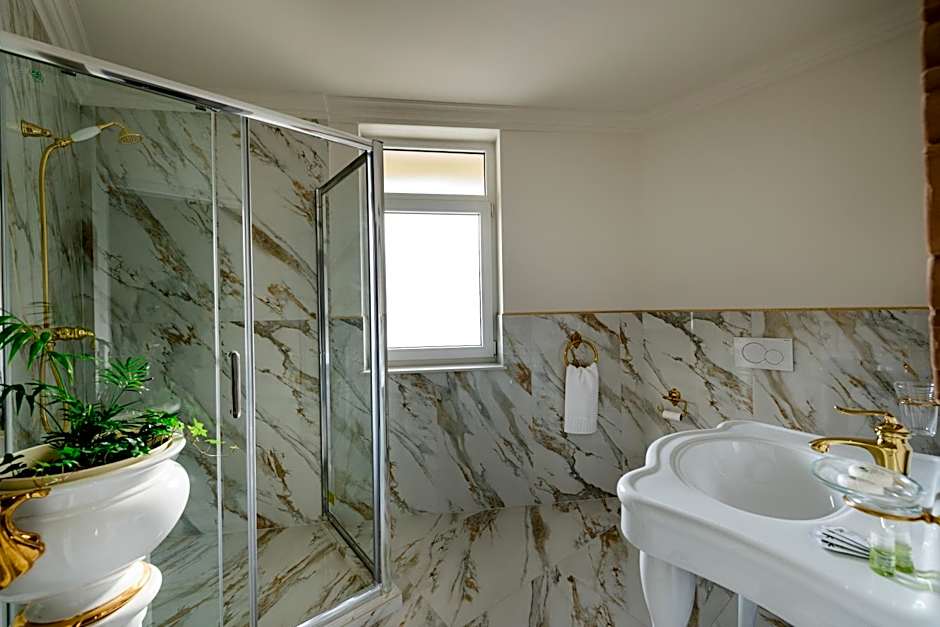 Ateneea Luxury Rooms