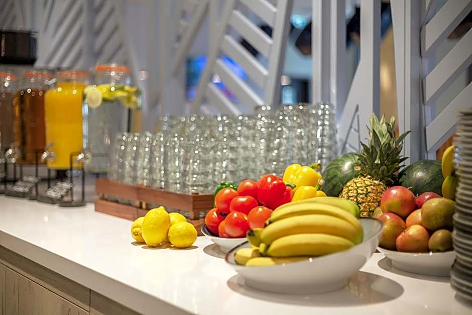 Holiday Inn - the niu, Yen Hamburg City By IHG