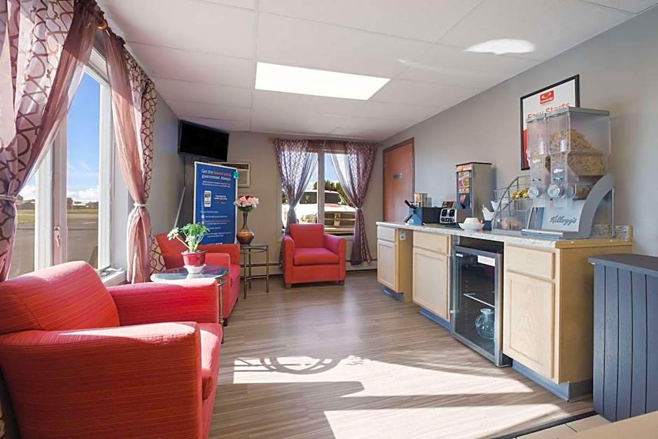 ECONO LODGE INN & SUITES