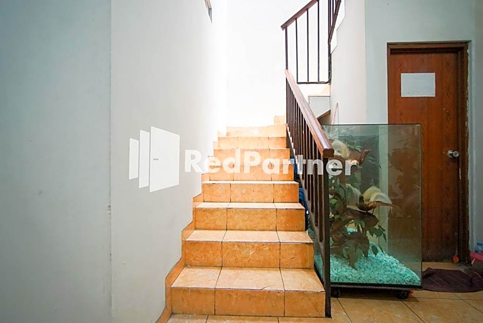 Bright Residence near ITC Mangga Dua Mitra RedDoorz