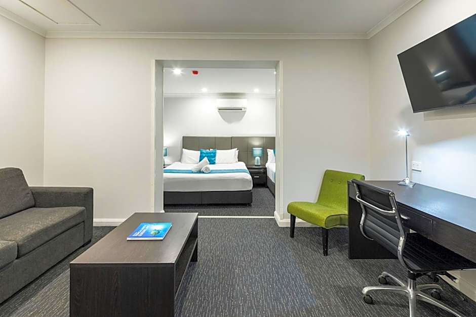 The Abbott - Boutique Hotel