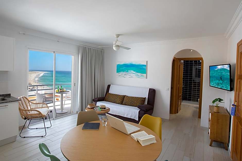 ALTAVISTA APARTAHOTEL-Adults Only over 14