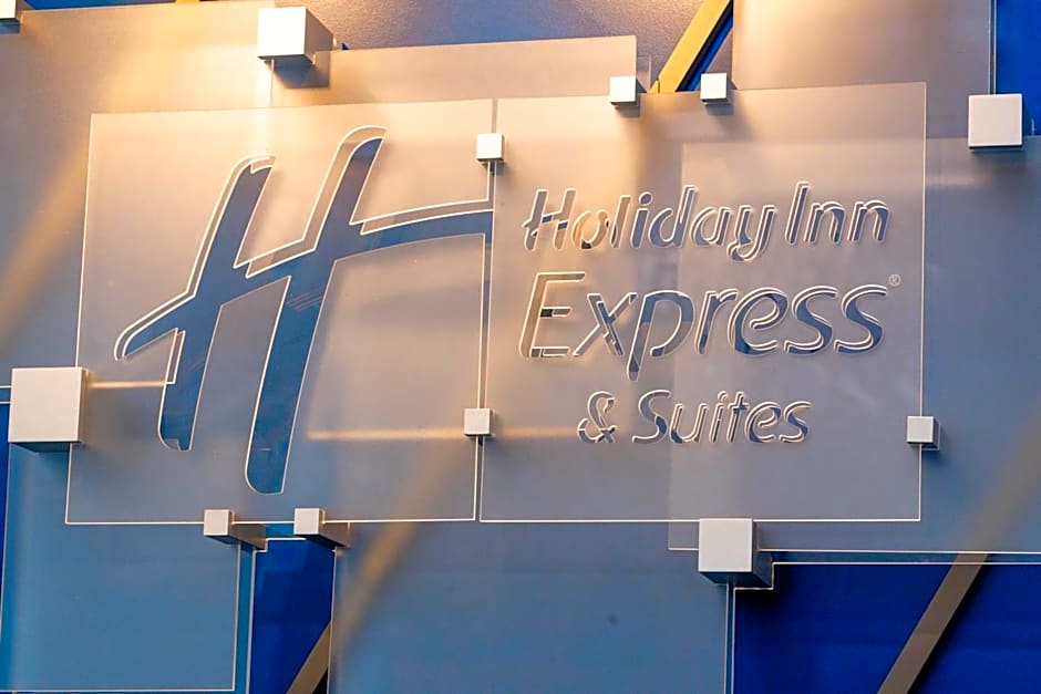 Holiday Inn Express Hotel & Suites Hiawassee By IHG