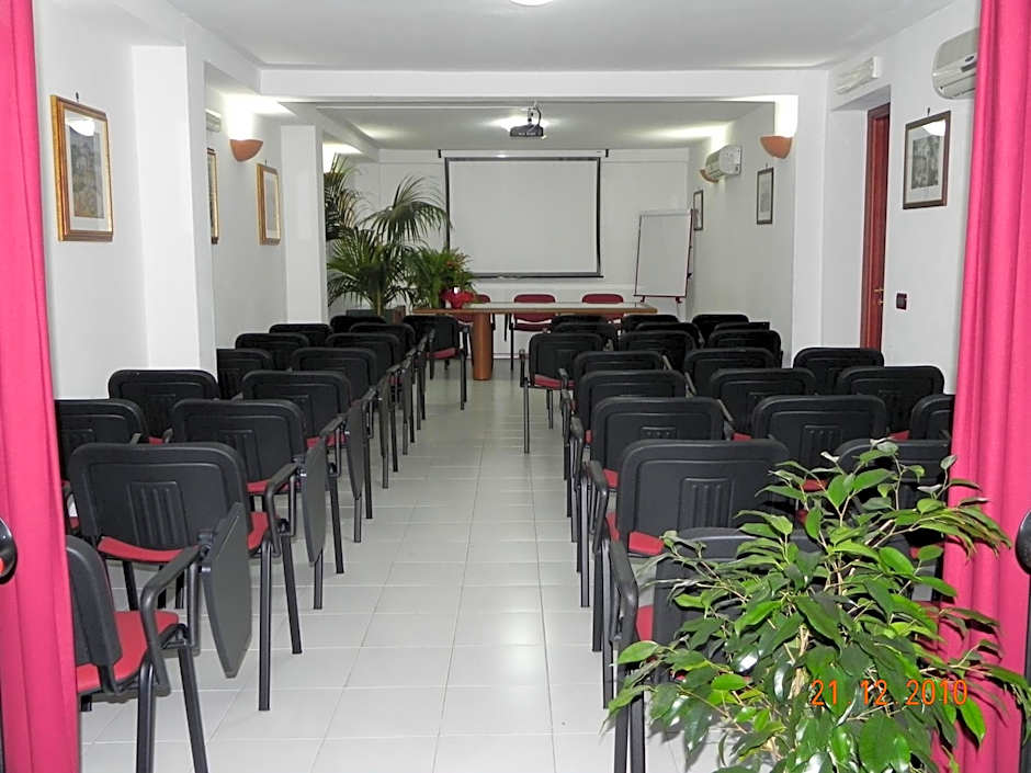 Torreata Hotel & Residence