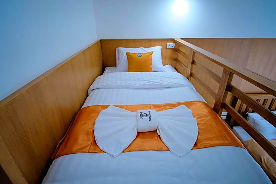 Cha Li's Family Hotel&Hostel