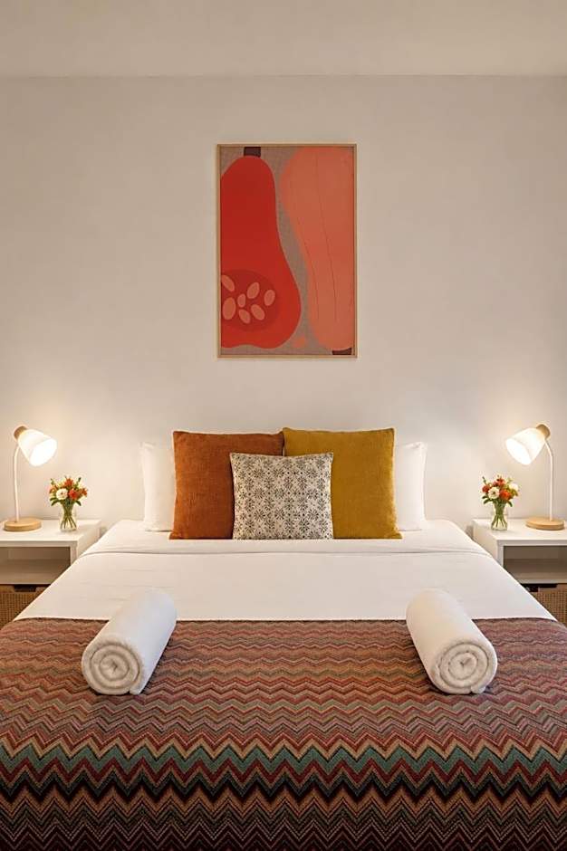 Holiday House Kata & Karon Phuket Hotel