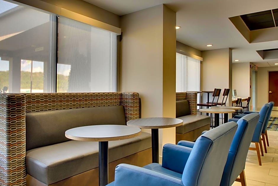 Holiday Inn Express Horse Cave By IHG