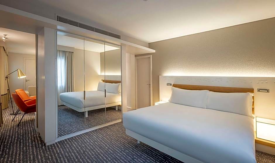 The Morrison Dublin, Curio Collection by Hilton