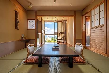 Family Room with Private Bathroom