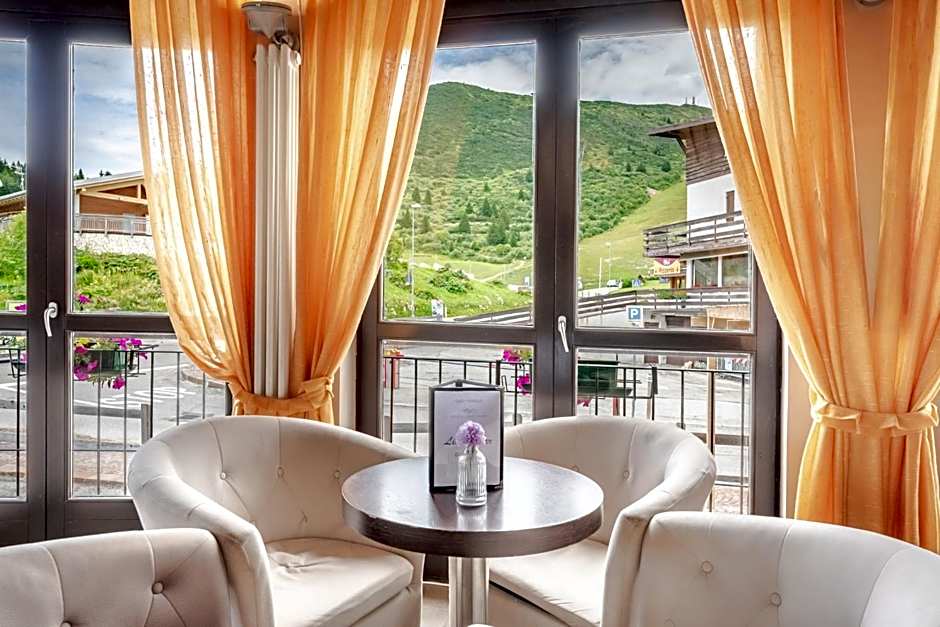 Hotel Dolomiti Chalet