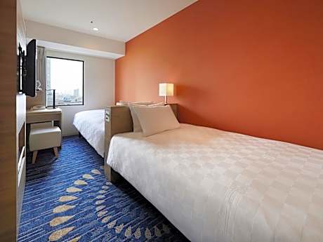Economy Twin Room - Non-Smoking 10-16th Floor