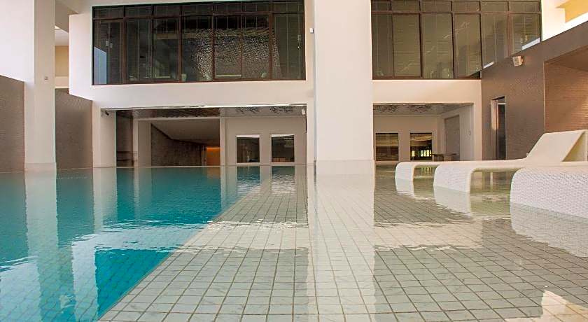 Grand Richmond Stylish Convention Hotel