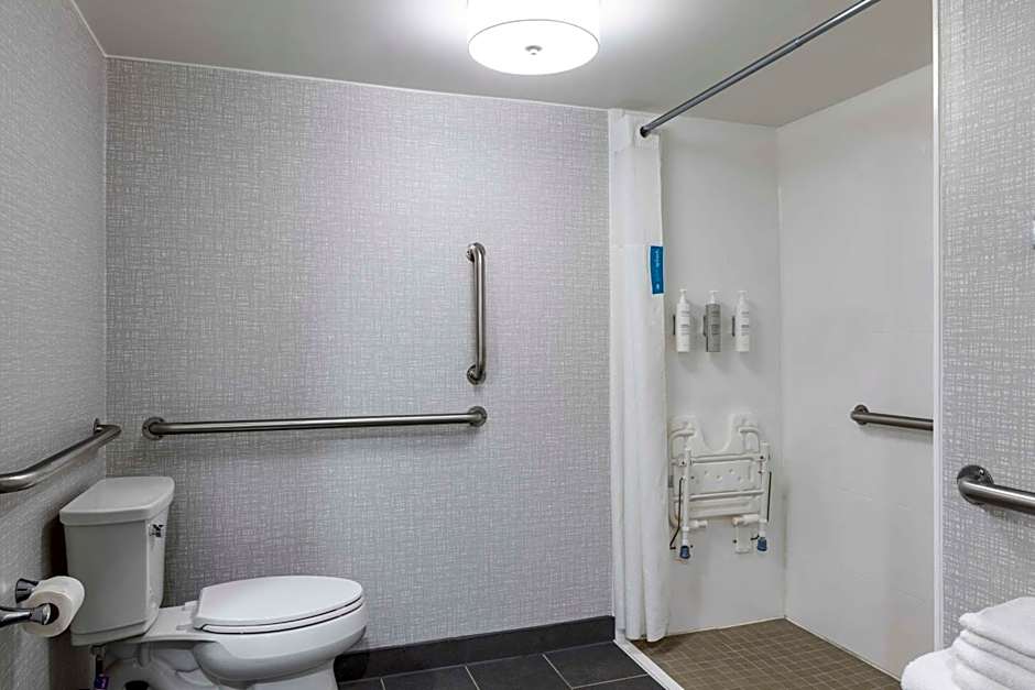 Hampton Inn By Hilton Athens