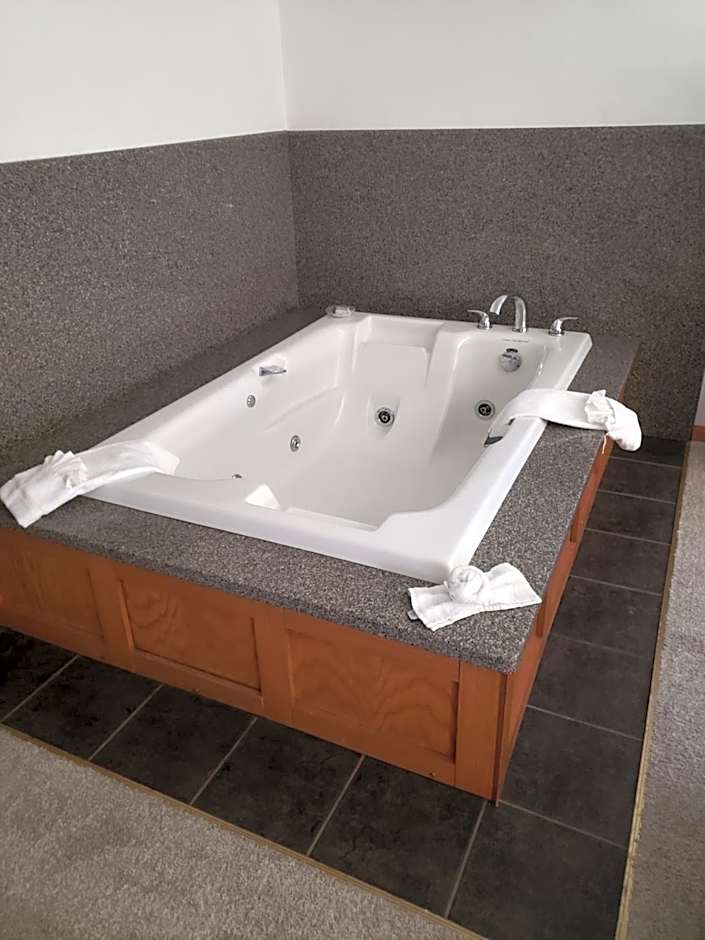 Americas Best Value Inn & Suites International Falls