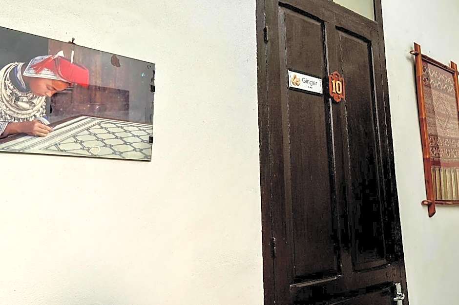 Lanis House by the Ponds