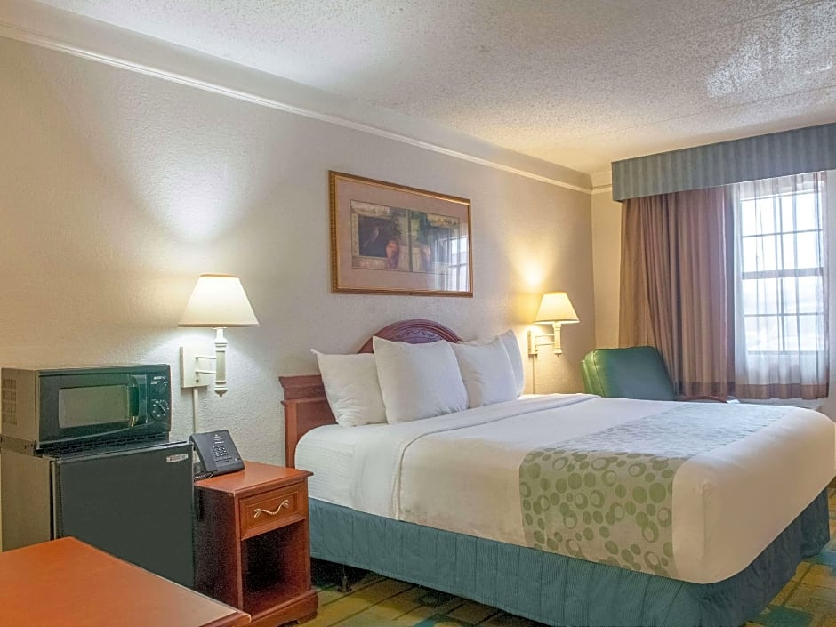 La Quinta Inn & Suites by Wyndham New Orleans Veterans