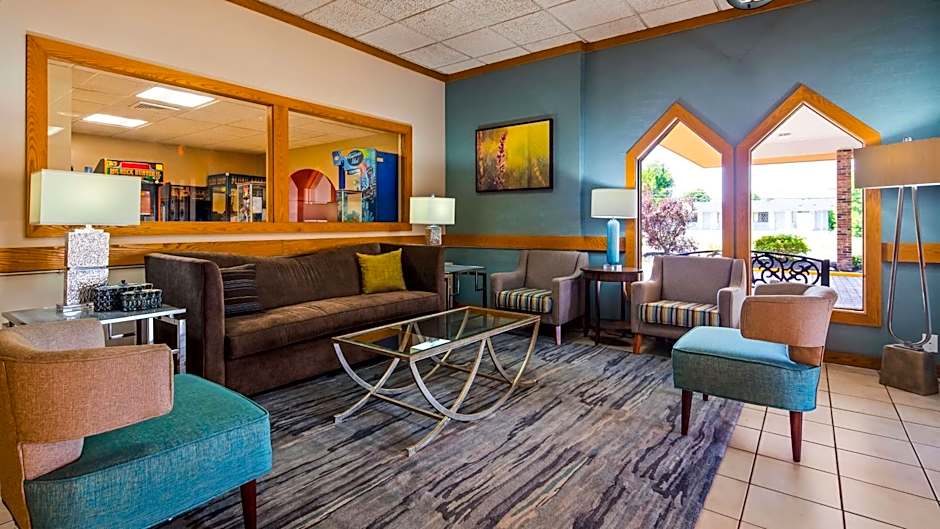 Best Western Woodhaven Inn