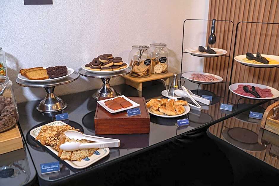 Hotel Canciller - Ex Hotel Presidente
