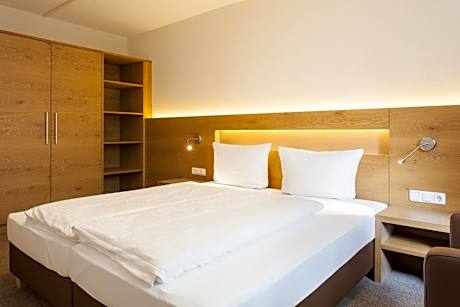 One-Bedroom Apartment with Terrace