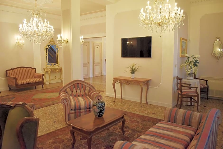 Hotel Edelweiss