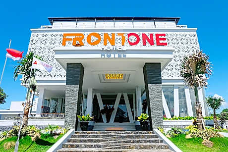 Front One Hotel Pamekasan Madura