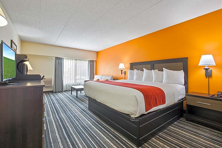 Crossroads Hotel and Huron Event Center