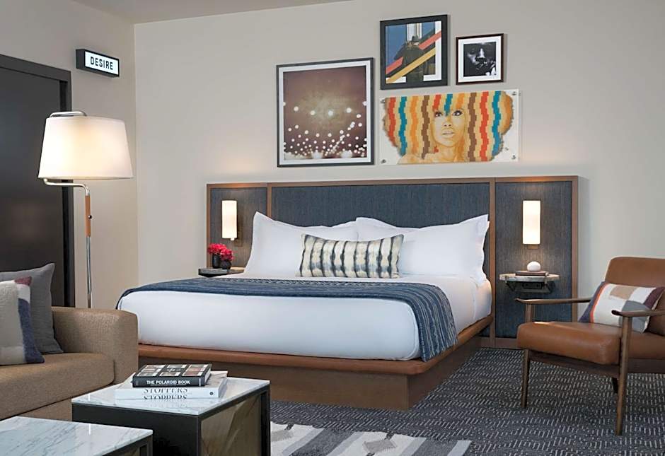 Troubadour Hotel New Orleans