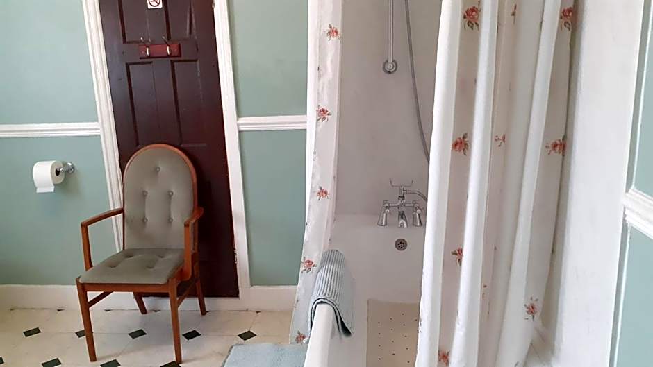 Kingsway Bed & Breakfast