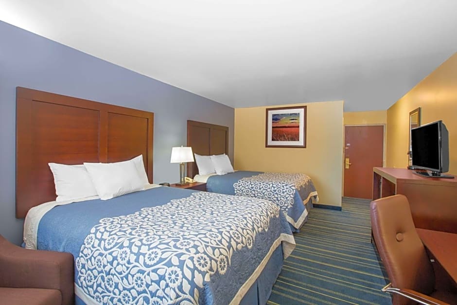 Days Inn by Wyndham Grand Island