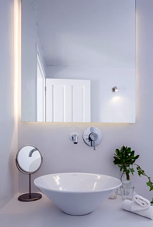 Pietra e Mare - Mykonos Moments by Mr and Mrs White