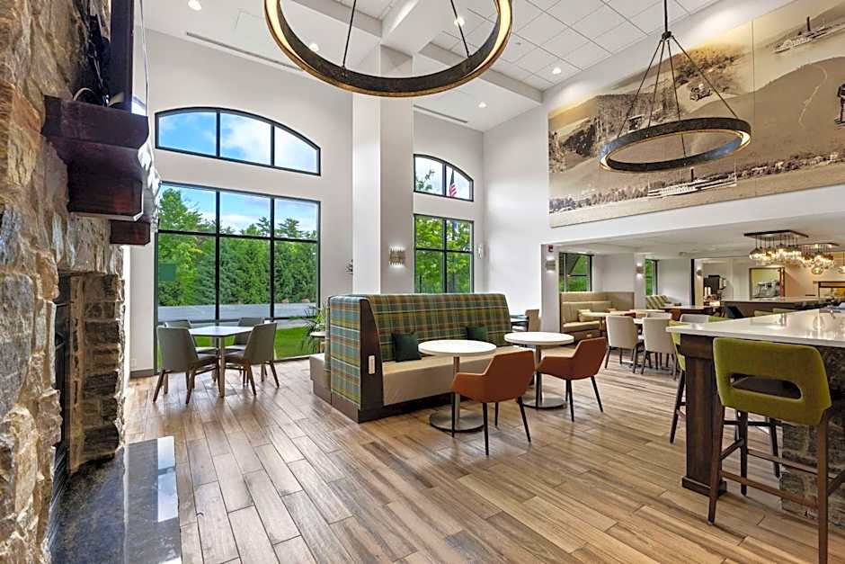 Hampton Inn By Hilton & Suites Lake George, NY