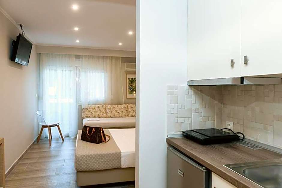 Ammos Beach Seaside Luxury Suites Hotel